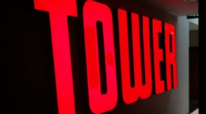2010 10-08 Tower Sign at TS-005